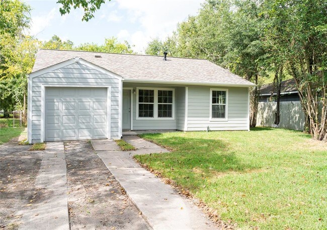 Building Photo - 5209 Anzio Rd