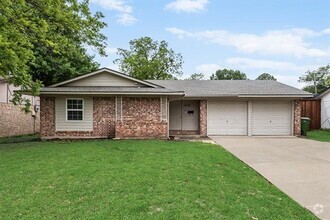 Building Photo - 606 Greencove Dr