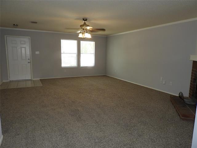 Foto del edificio - 2613 Shady Grove Ln