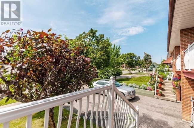 Building Photo - 101 Shawnee Cir