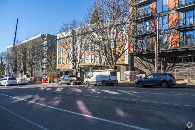 Building Photo - 4025 Stone Way