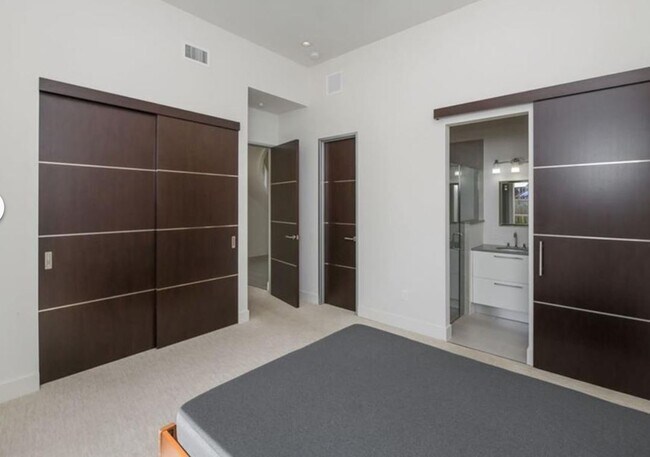 2nd Bedroom - 221 Cosmopolitan Ct