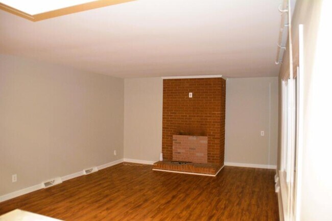 Foto del edificio - 5005 Northbend Rd