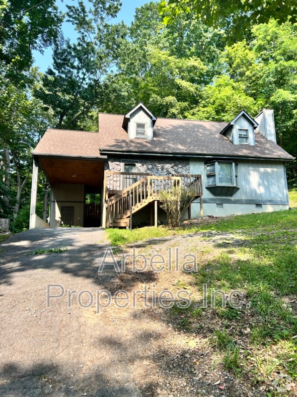 Building Photo - 1045 Surmont Ct