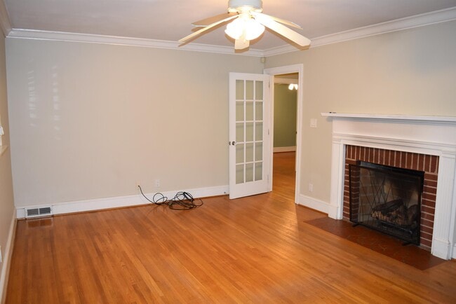 Building Photo - 4311 Castlewood Rd