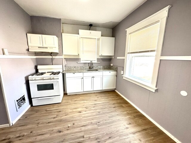 Foto del edificio - 7015 Stratford Ave