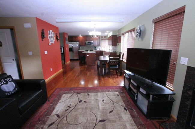 Gleaming Hardwoods - 10734 Whitman Ave N