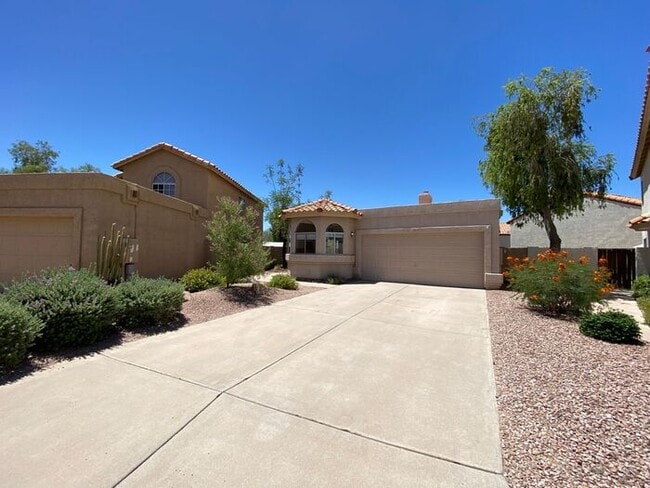 Building Photo - Scottsdale 3 bedroom 2 bath single level home