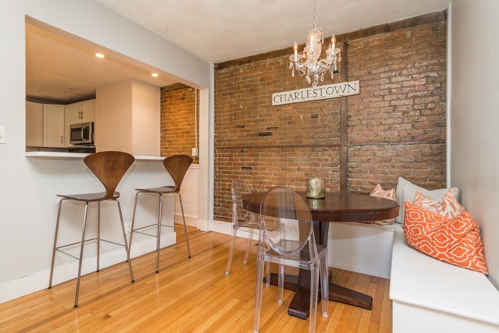 Foto del edificio - 197 Bunker Hill St