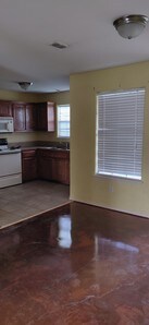 Foto del edificio - 22910 Briggs Coleman Rd