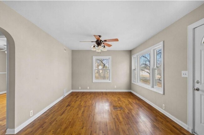 Foto del edificio - Available Now 2 bedroom 1 bathroom 1 car garage in Nixa!!