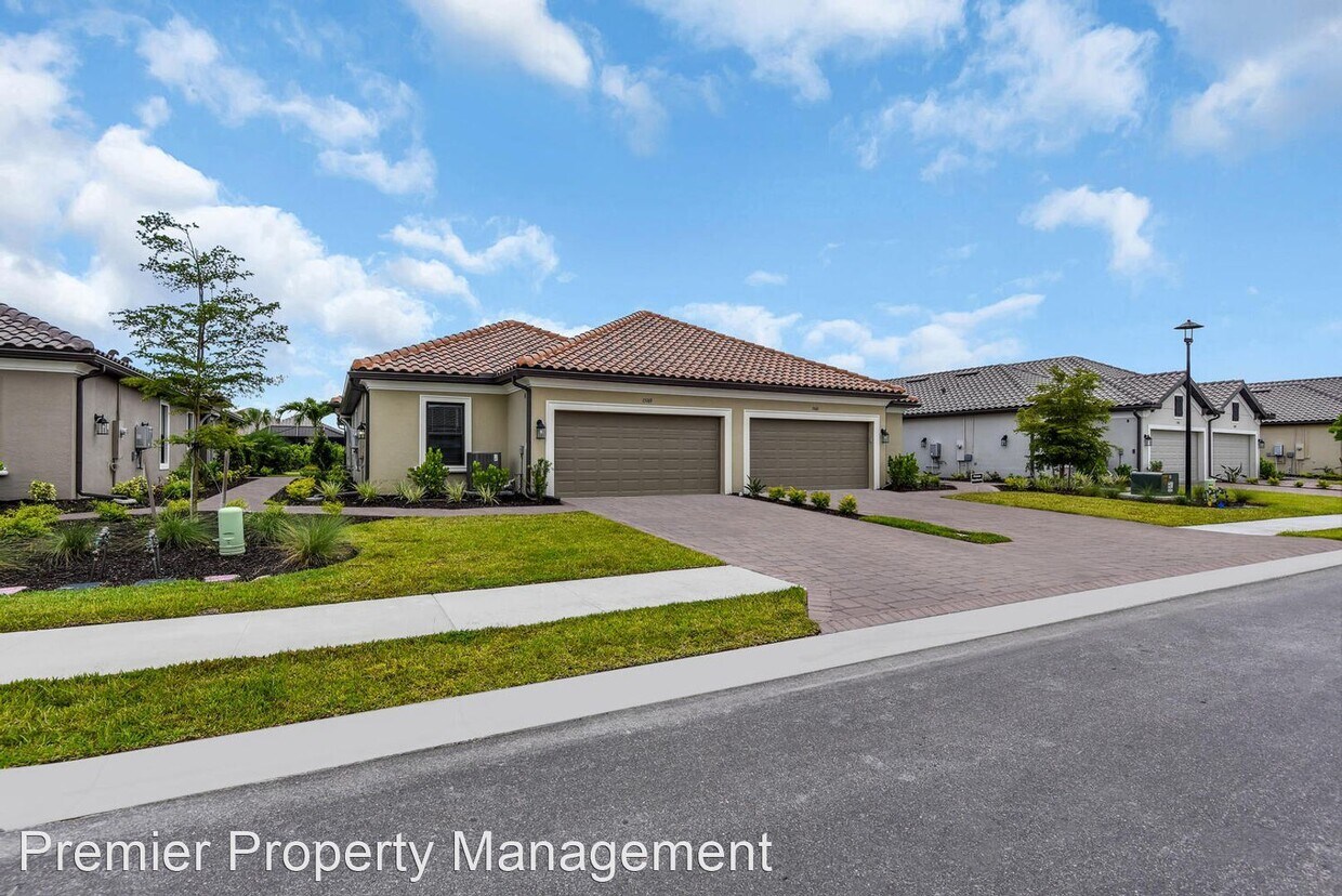 Foto principal - 3 br, 2 bath House - 15169 Sacile Street E...