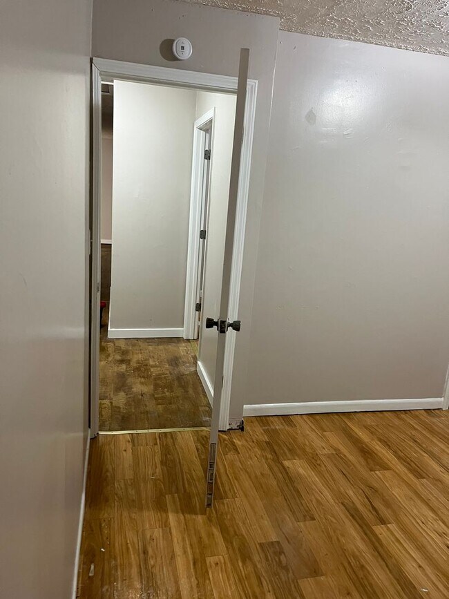 Foto del edificio - 3 Bedroom Home in St. Albans