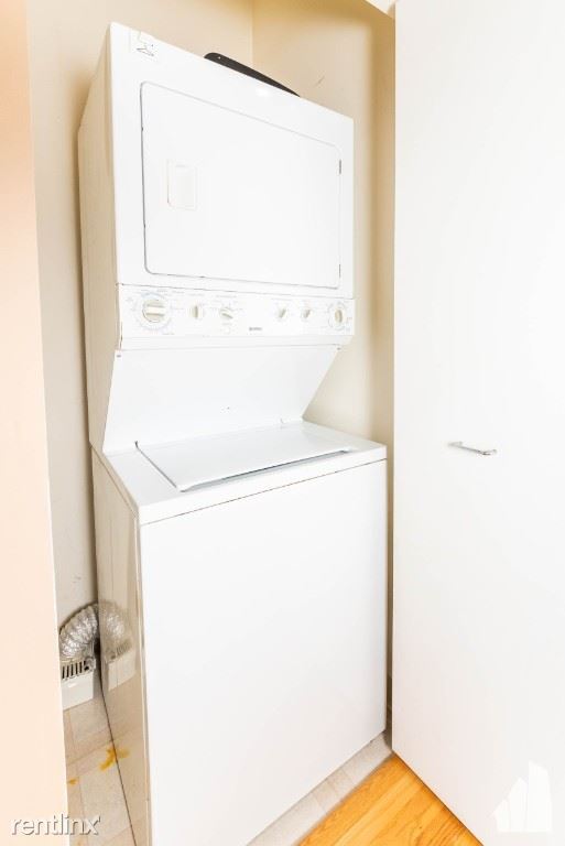 Foto del edificio - 935 W Van Buren St