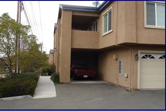 Building Photo - Stubbs Apartments