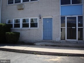 Building Photo - 319 Camden Ave