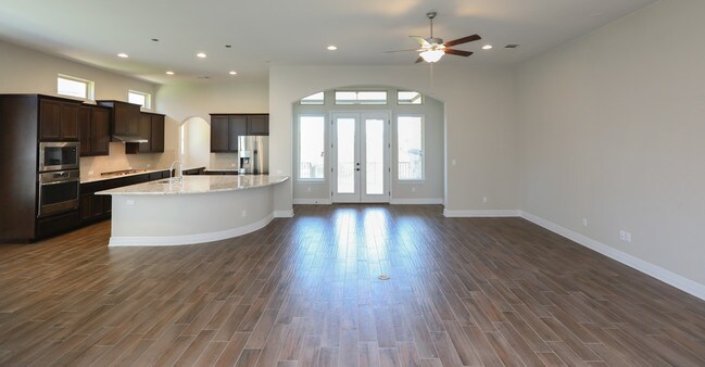 Building Photo - 5108 Alonso Dr