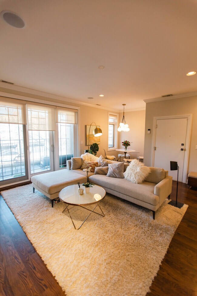Foto del edificio - 843 W Fletcher St