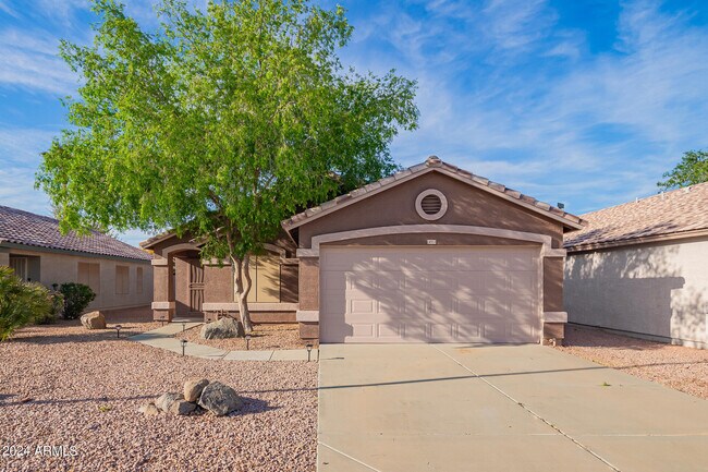 Foto del edificio - 14954 W Country Gables Dr