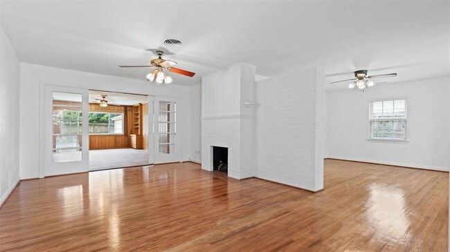 Building Photo - 3751 Maroneal St
