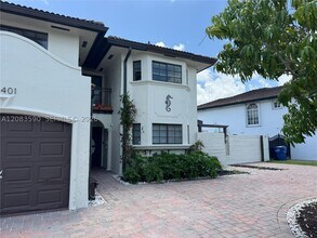 Building Photo - 16401 SW 141st Ave