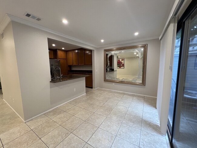 Building Photo - 375 Windjammer Cir