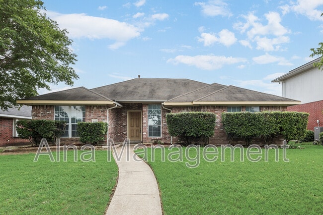 Foto del edificio - 1443 Chapman Dr