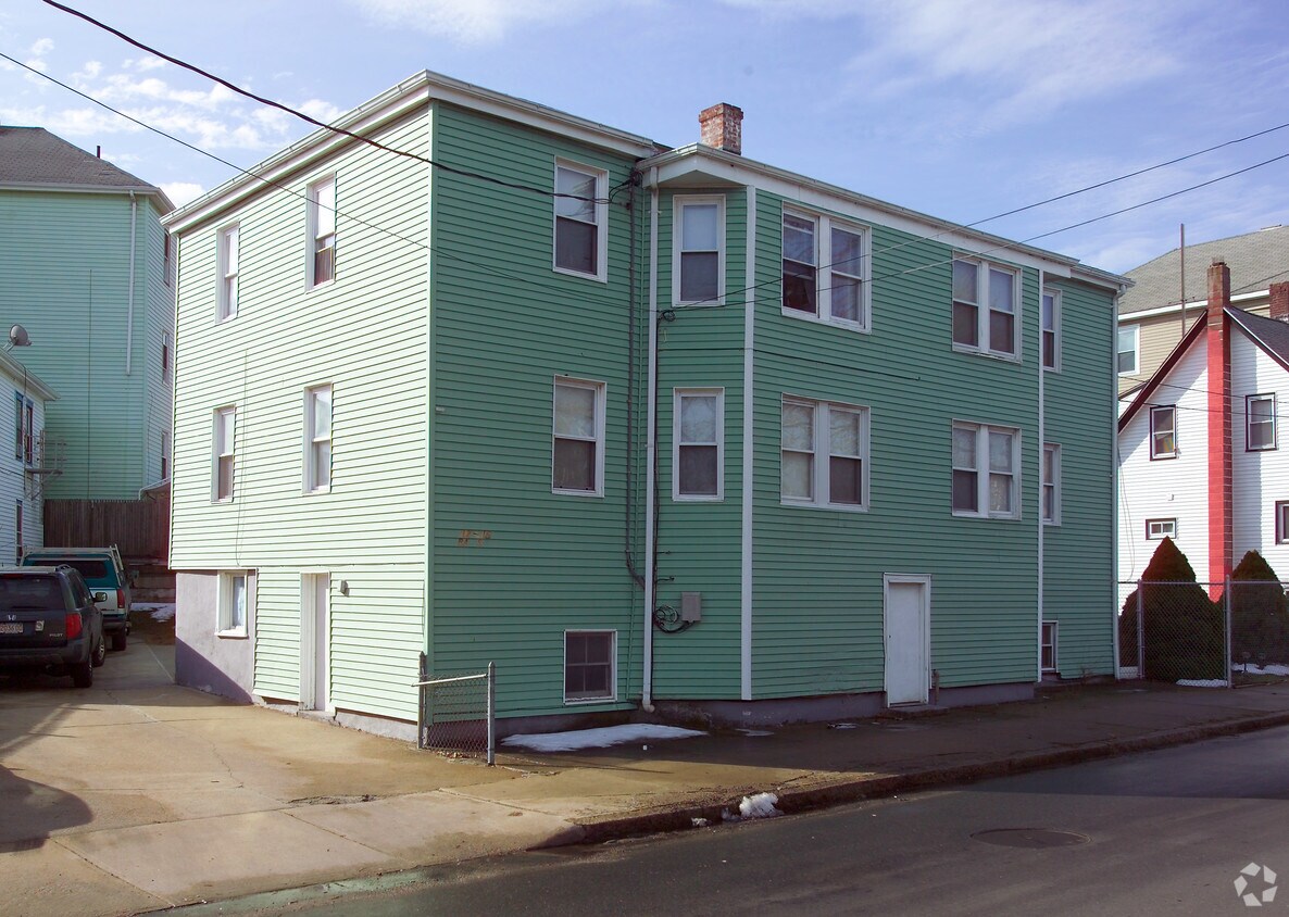 1216 Bay St, Fall River, MA 02721 Apartments in Fall River, MA