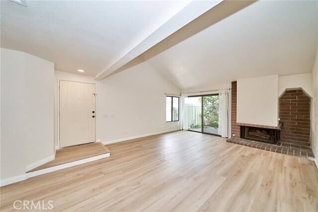 Foto del edificio - 22810 Chardonnay Dr