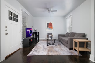 Building Photo - 118 Delaware St