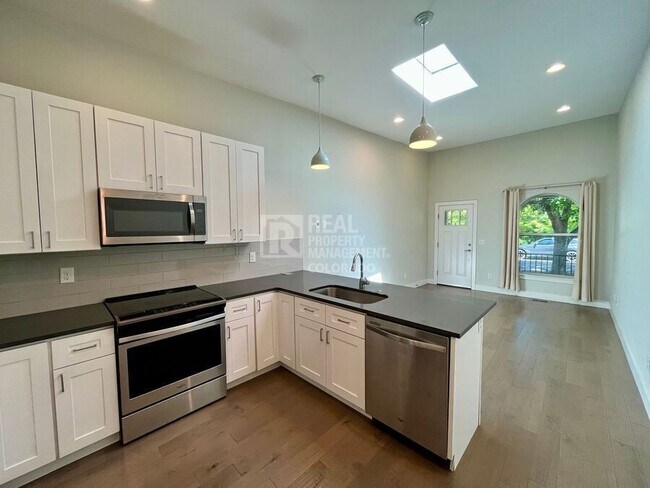 Foto del edificio - 3833 Shoshone St