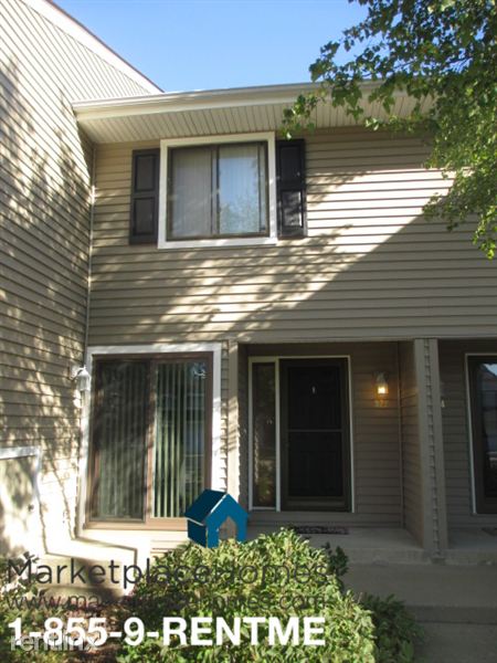 Primary Photo - 922 Hidden Lake Dr