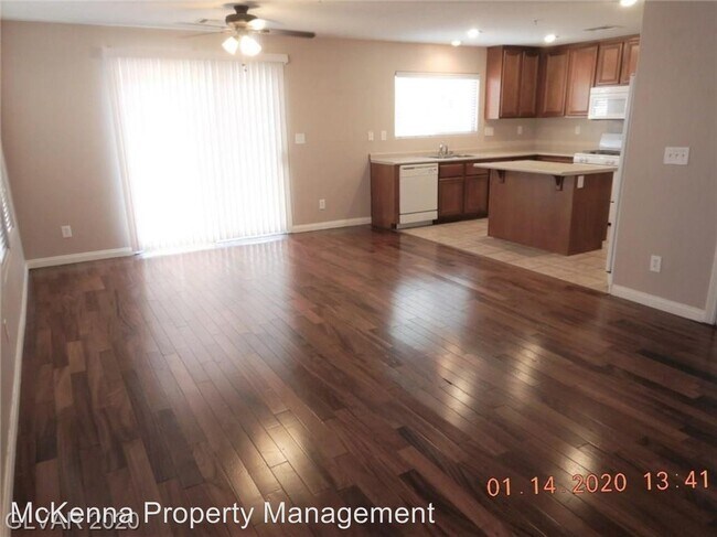 Building Photo - 1152 Paradise Garden Dr