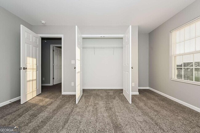 Foto del edificio - 251 Addy Ln