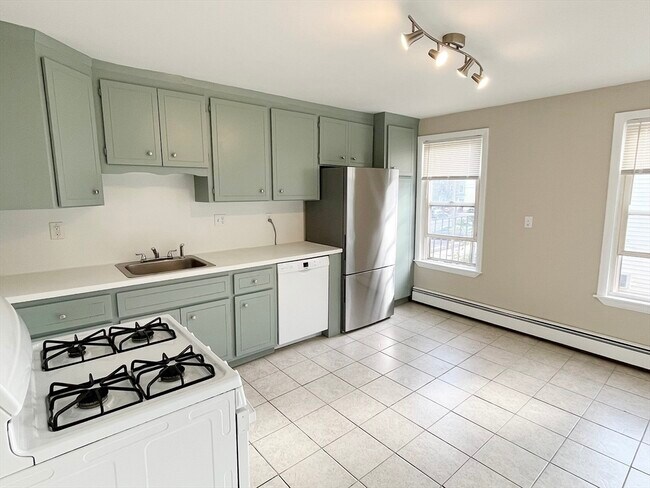Foto del edificio - 263 Everett St