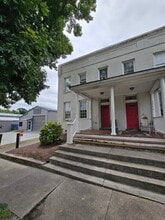 Building Photo - 302 E Wythe St