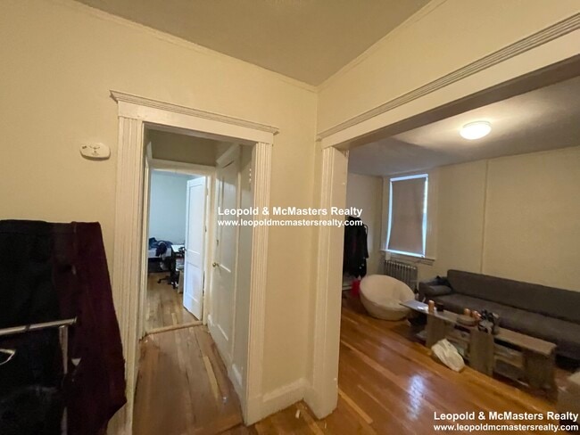 Building Photo - 1642 Commonwealth Ave