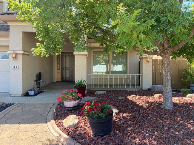 Foto del edificio - Broadstone Solar Home - 5 Bdrms, 4 Baths