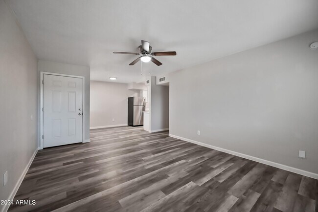 Foto del edificio - 1518 W Colter St