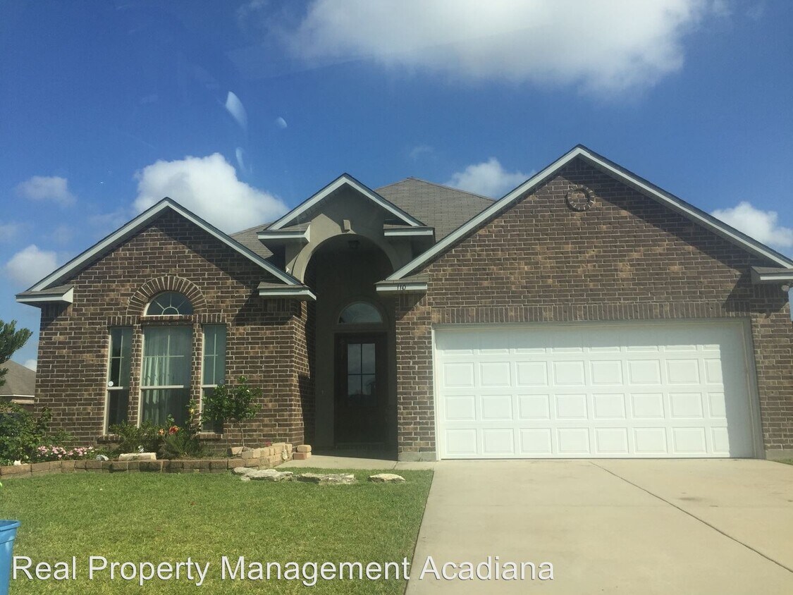 3 br, 2 bath House 110 Sunrise Point Dr House Rental in Rayne, LA