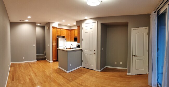 Building Photo - 1553 Chandler St