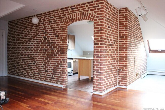 Foto del edificio - 598 Prospect St