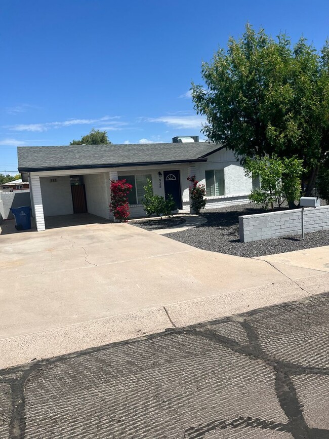 Building Photo - Single level North Tempe home