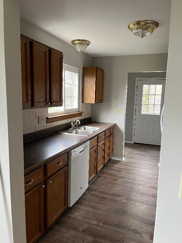 135 Creech St Unit 135, Troy, MO 63379 Room for Rent in Troy, MO