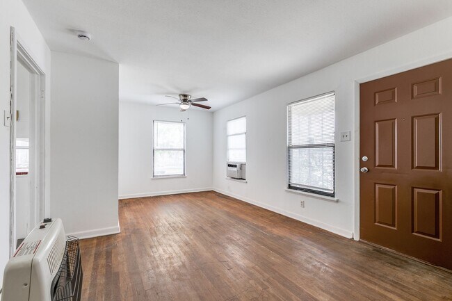 Foto del edificio - Charming 2 Bedroom in Probandt Neighborhood