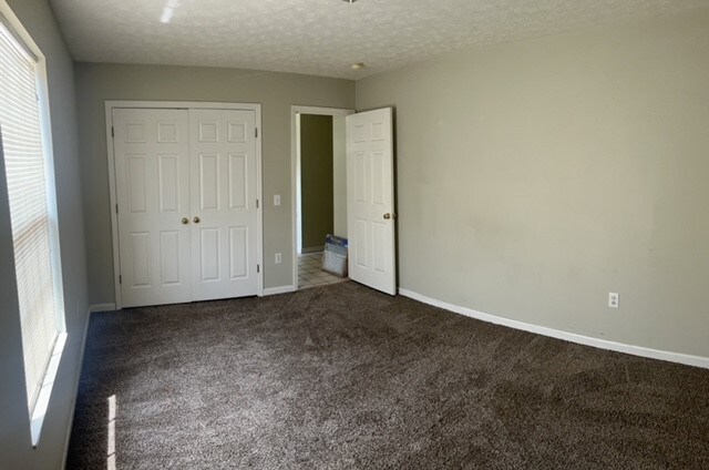 Foto del edificio - 720 Forrest Park Dr