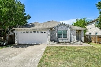 Building Photo - 209 Cottontail Dr
