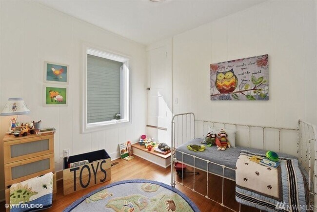 Building Photo - 3 br, 2 bath House - 544 N 67th St