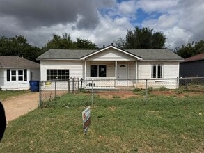Building Photo - 1609 SE 62nd St
