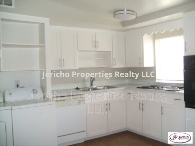 Foto del edificio - 2567 Jellison St